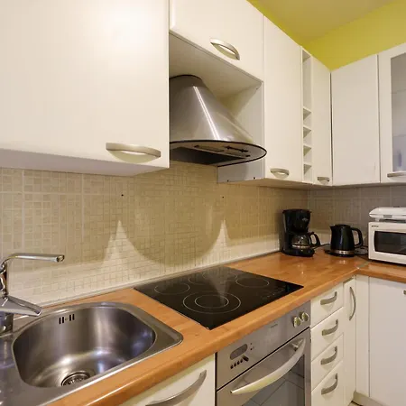 Quattro Cantoni Apartamento *