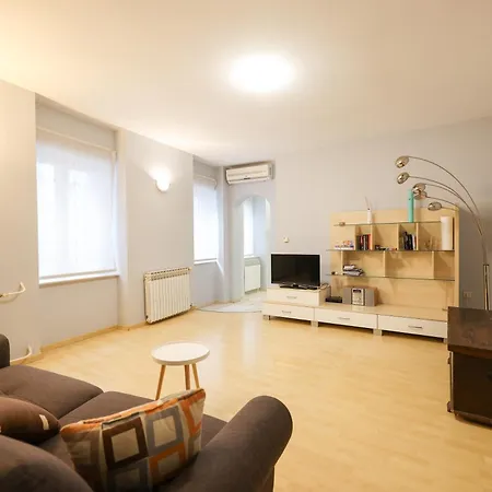 Quattro Cantoni Apartmán *