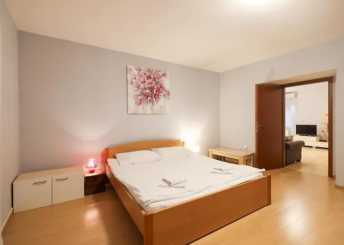 Quattro Cantoni Apartment